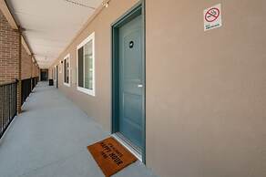 NEW 4 Bedroom Apt Near DT Walk to Restaurants