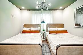 Sky High Cowgirl Luxe 4BR w Rooftopdeck Karaoke