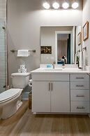 Large Group Lux 3mi Downtown - Rooftop City Views