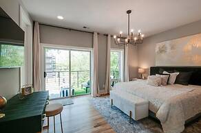 Large Group Lux 3mi Downtown - Rooftop City Views