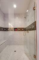 Large Group Lux 3mi Downtown - Rooftop City Views