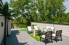 Large Group Lux 3mi Downtown - Rooftop City Views