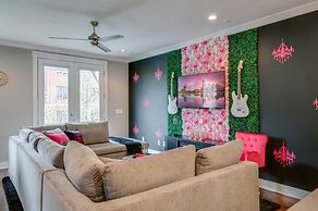 Close to the Gulch - Book Today