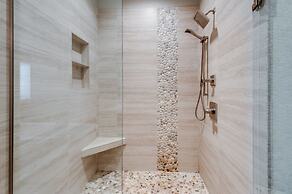 Close to the Gulch - Book Today