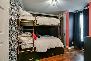 Close to the Gulch - Book Today