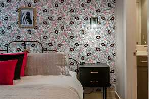 Close to the Gulch - Book Today