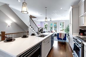 Near Gulch 12 South Book Luxury Now