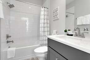 Near Gulch 12 South Book Luxury Now