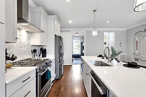 Near Gulch 12 South Book Luxury Now