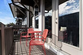 Near Gulch 12 South Book Luxury Now