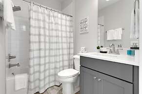 Near Gulch 12 South Book Luxury Now