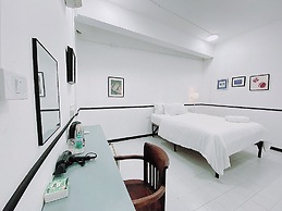 GO INN MRT Hua Lamphong