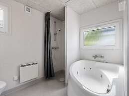 6 Person Holiday Park Home in Faaborg