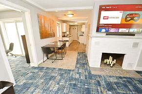 3 Blocks to Notre Dame EV Charger 1707