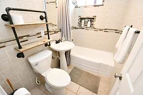 3 Blocks to Notre Dame EV Charger 1707