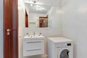 Waterlane Riverside - SPA, Pool, Gym & Parking by Downtown Apartments