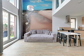 Waterlane Riverside - SPA, Pool, Gym & Parking by Downtown Apartments