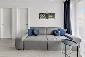 Waterlane Riverside - SPA, Pool, Gym & Parking by Downtown Apartments