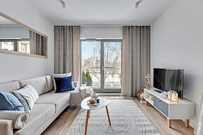 Waterlane Riverside - SPA, Pool, Gym & Parking by Downtown Apartments