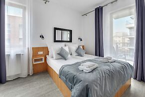 Waterlane Riverside - SPA, Pool, Gym & Parking by Downtown Apartments