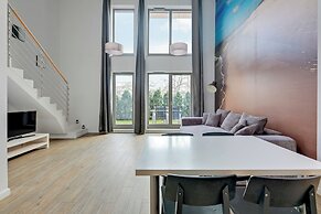 Waterlane Riverside - SPA, Pool, Gym & Parking by Downtown Apartments