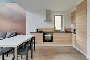 Waterlane Riverside - SPA, Pool, Gym & Parking by Downtown Apartments