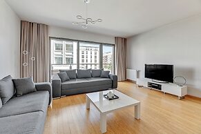 Waterlane Riverside - SPA, Pool, Gym & Parking by Downtown Apartments