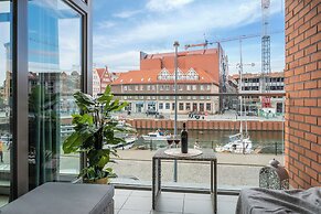 Waterlane Riverside - SPA, Pool, Gym & Parking by Downtown Apartments