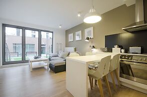 Waterlane Riverside - SPA, Pool, Gym & Parking by Downtown Apartments