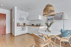 Waterlane Riverside - SPA, Pool, Gym & Parking by Downtown Apartments