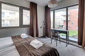 Waterlane Riverside - SPA, Pool, Gym & Parking by Downtown Apartments