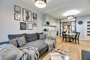 Waterlane Riverside - SPA, Pool, Gym & Parking by Downtown Apartments