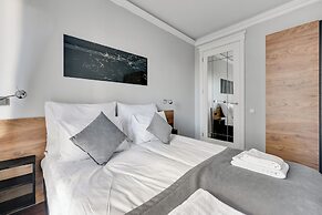 Waterlane Riverside - SPA, Pool, Gym & Parking by Downtown Apartments