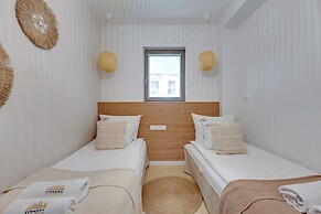 Waterlane Riverside - SPA, Pool, Gym & Parking by Downtown Apartments