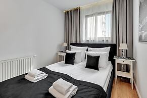 Waterlane Riverside - SPA, Pool, Gym & Parking by Downtown Apartments