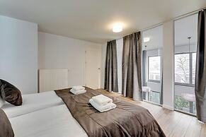 Waterlane Riverside - SPA, Pool, Gym & Parking by Downtown Apartments