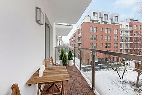 Waterlane Riverside - SPA, Pool, Gym & Parking by Downtown Apartments