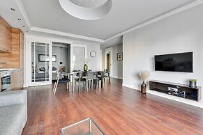 Waterlane Riverside - SPA, Pool, Gym & Parking by Downtown Apartments