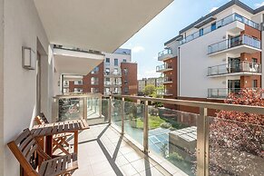 Waterlane Riverside - SPA, Pool, Gym & Parking by Downtown Apartments