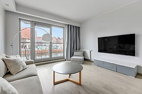 Waterlane Riverside - SPA, Pool, Gym & Parking by Downtown Apartments