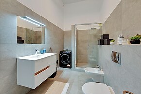 Waterlane Riverside - SPA, Pool, Gym & Parking by Downtown Apartments