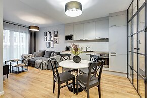 Waterlane Riverside - SPA, Pool, Gym & Parking by Downtown Apartments