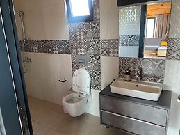 Karaöz Ada Bungalows & Villa