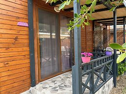 Karaöz Ada Bungalows & Villa