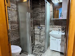 Karaöz Ada Bungalows & Villa