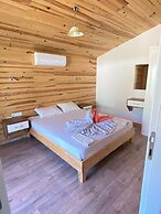 Karaöz Ada Bungalows & Villa