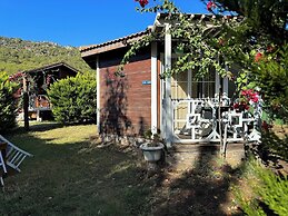 Karaöz Ada Bungalows & Villa