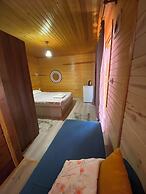 Karaöz Ada Bungalows & Villa