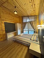 Karaöz Ada Bungalows & Villa