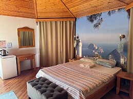 Karaöz Ada Bungalows & Villa